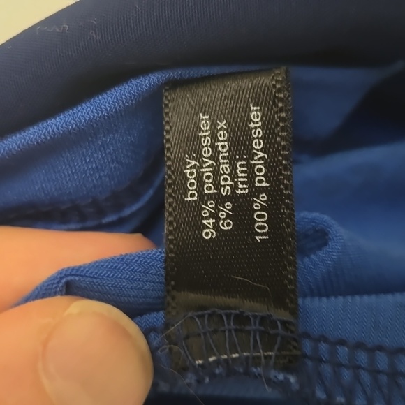 Limited sz L halter top - Picture 7 of 7